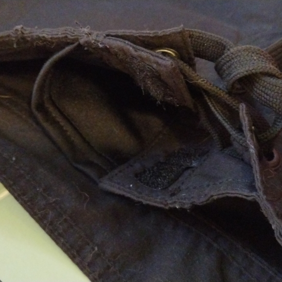 Kanu Surf size 4 black cargo shorts - Picture 4 of 5